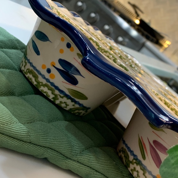 Temp-Tations by Tara Old World Green Muffin with Gorgeous Cobalt Blue Border - Picture 7 of 13